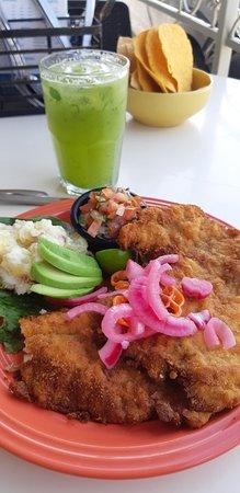 El Mangle Tacos y Mariscos